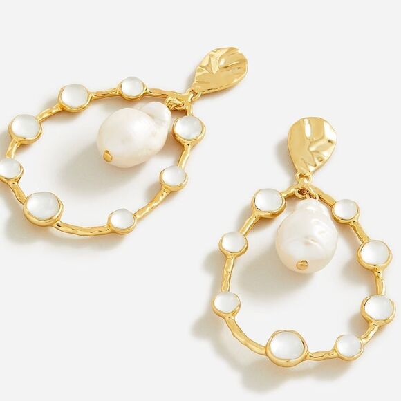 J. Crew Jewelry - ❤️Earrings with Cultured Freshwater Pearls